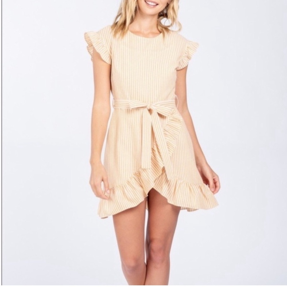 Everly > Sweet Summer Yellow Striped Ruffle Sleeve Dress Small